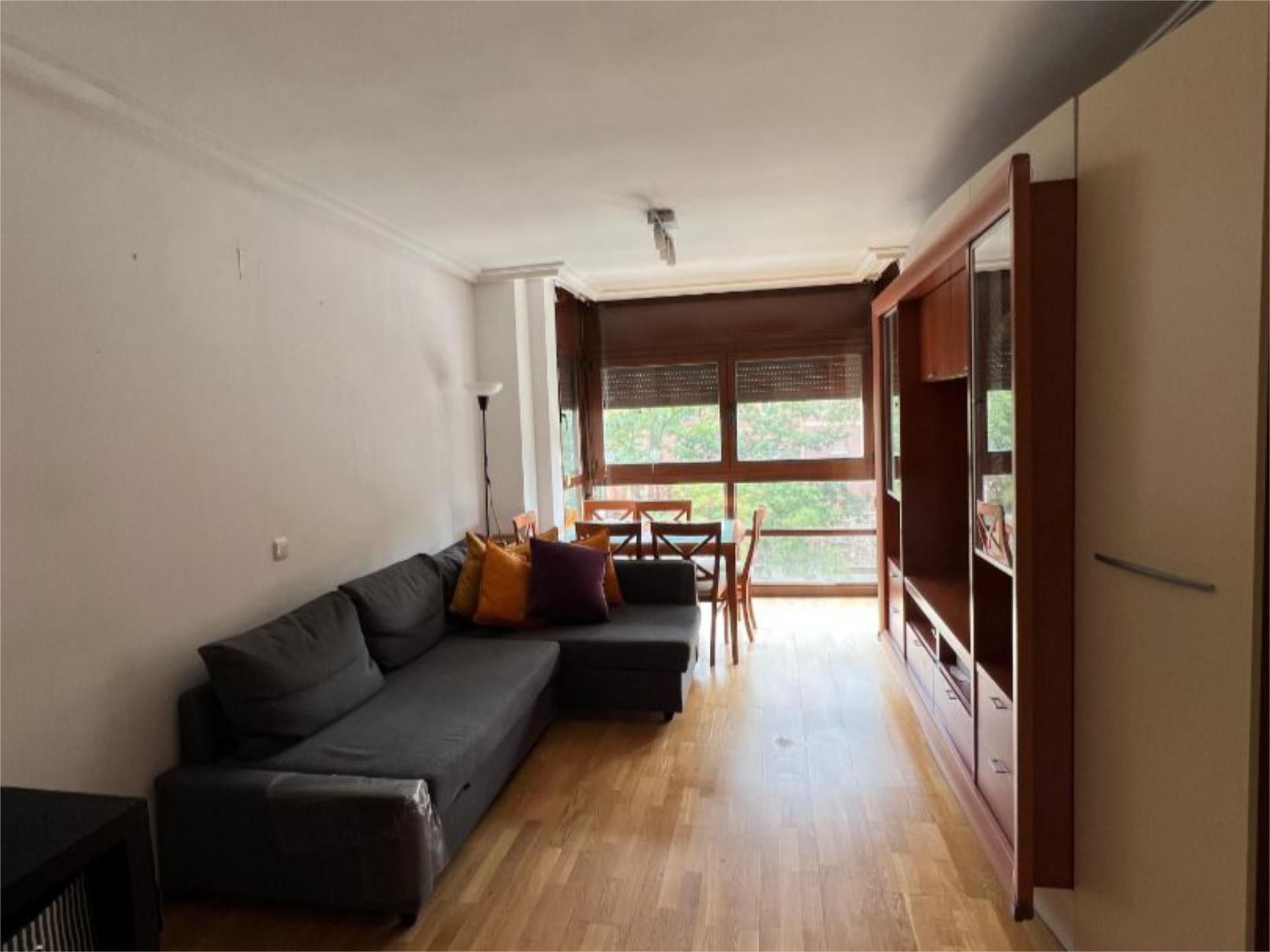 Exterior view of Flat to rent in  Madrid Capital  with Air Conditioner, Heating and Private garden