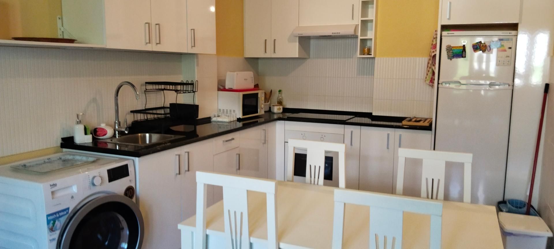 Kitchen of Flat to rent in Carnota  with Parquet flooring, Furnished and Oven