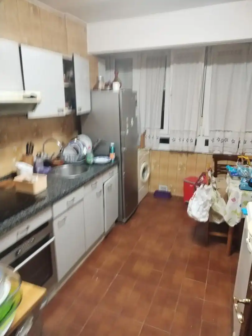 Flat for sale in Calle Guipúzcoa, 37, Pumarín Kitchen of Flat for sale in Gijón with Heating, Storage room and Community parking