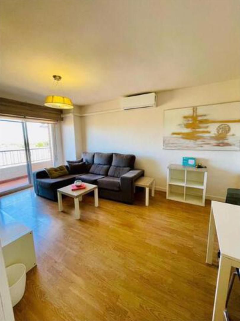 Living room of Flat to rent in Torrevieja  with Heating, Private garden and Terrace