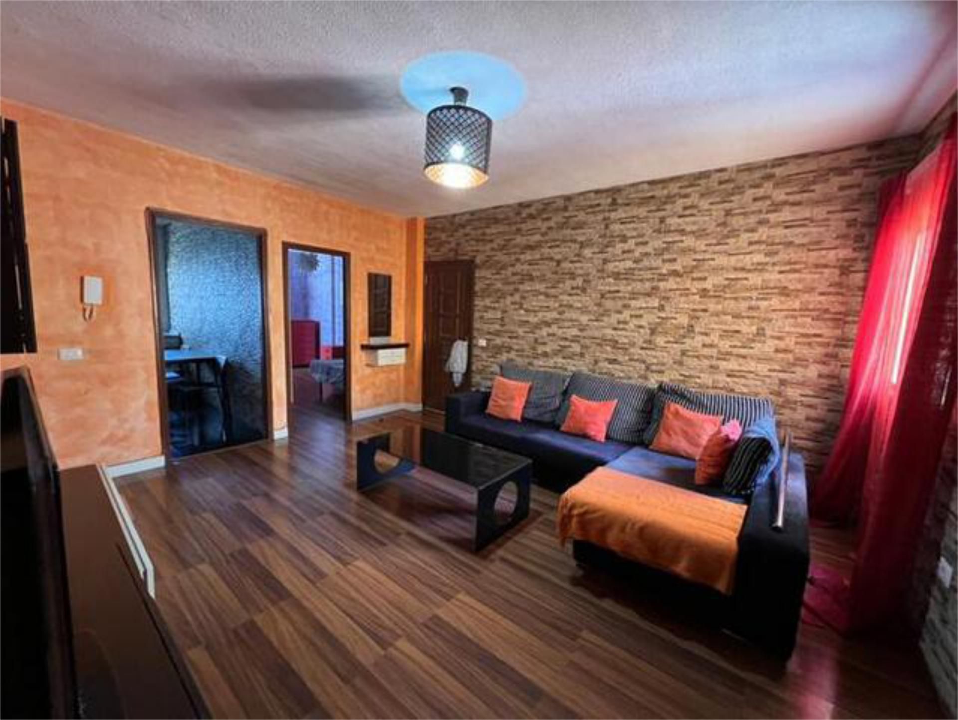 Living room of Flat to rent in San Cristóbal de la Laguna  with Terrace and Furnished