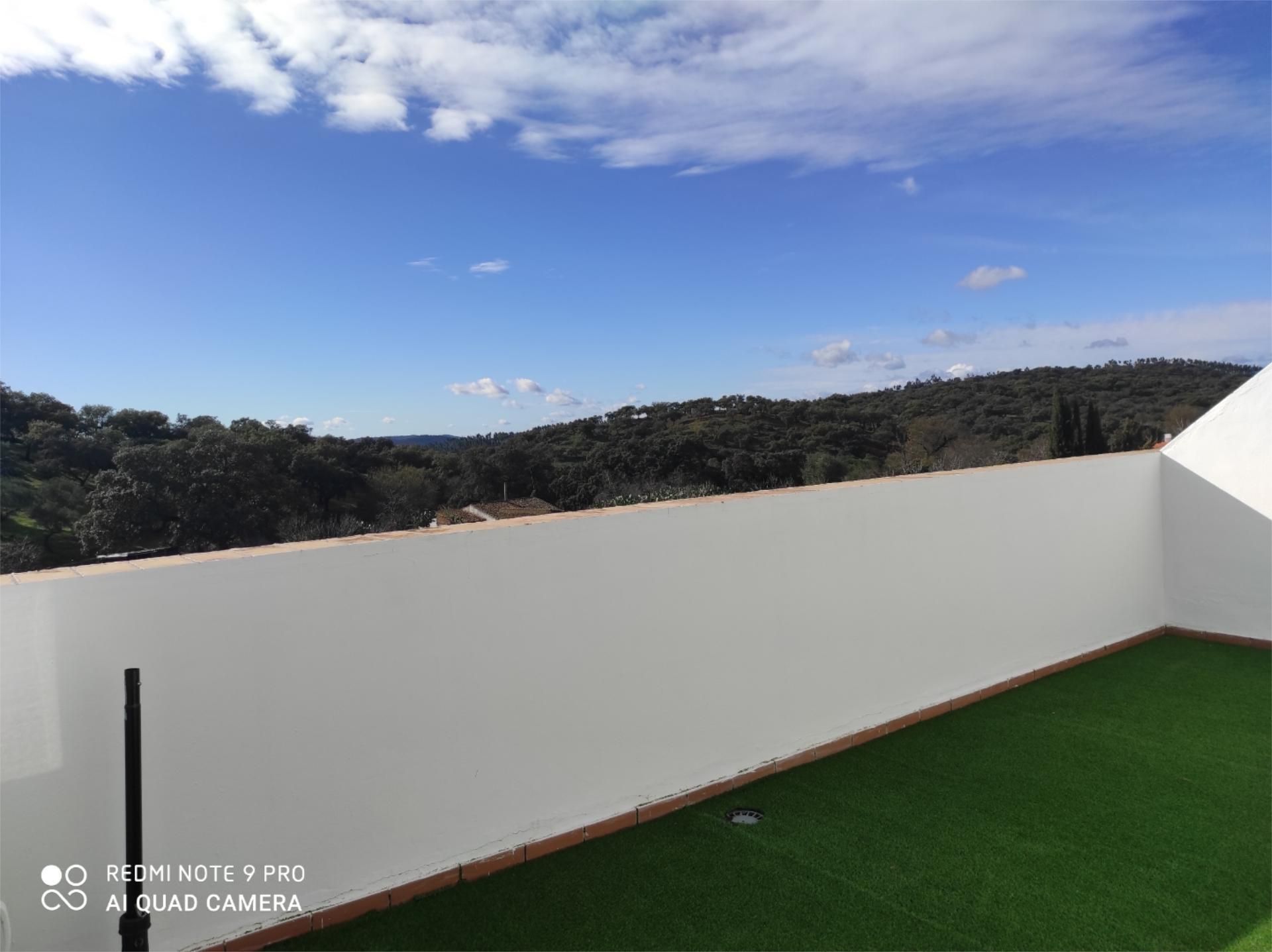 Terrassa de Casa adosada en venda en Higuera de la Sierra amb Aire condicionat, Terrassa i Balcó