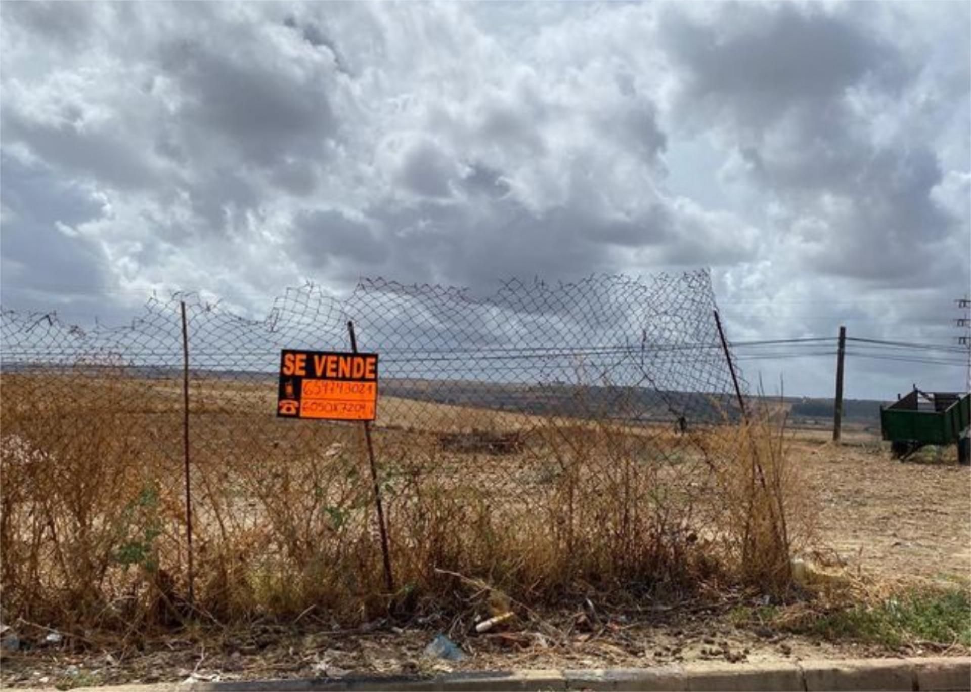 Land for sale in Escacena del Campo