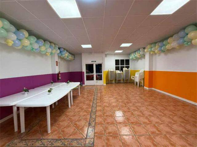 Local comercial en Alquiler en Pulianas