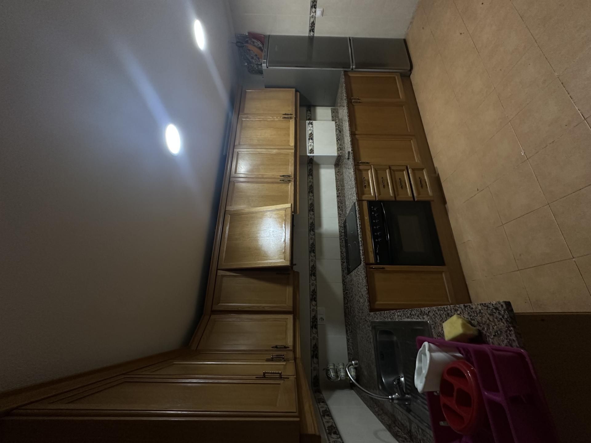 Cuina de Pis de lloguer en Elche / Elx amb Parquet, Moblat i Aparcament comunitari