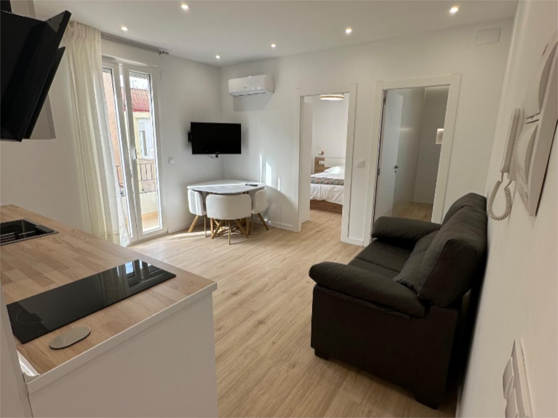 Flat to rent in Calle Menéndez y Pelayo, 23, Belén - San Roque