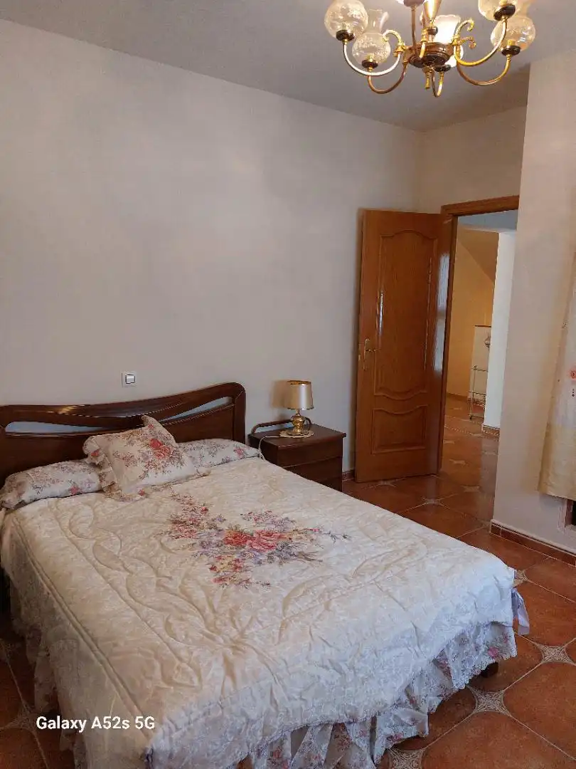Habitación de Casa o chalet en venta en Espinoso del Rey con Calefacción, Terraza y Trastero