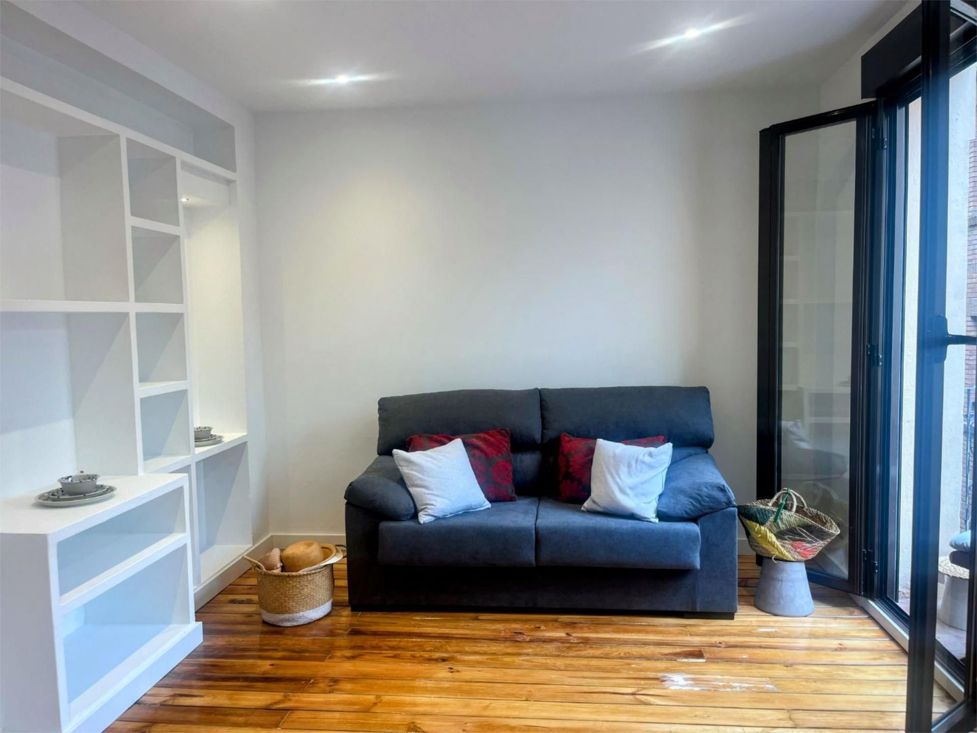 Living room of Flat to rent in  Zaragoza Capital  with Air Conditioner, Heating and Parquet flooring