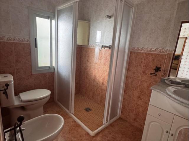 Casa adosada en Venta en Calle Malaga, 11 en Villanueva del Río y Minas