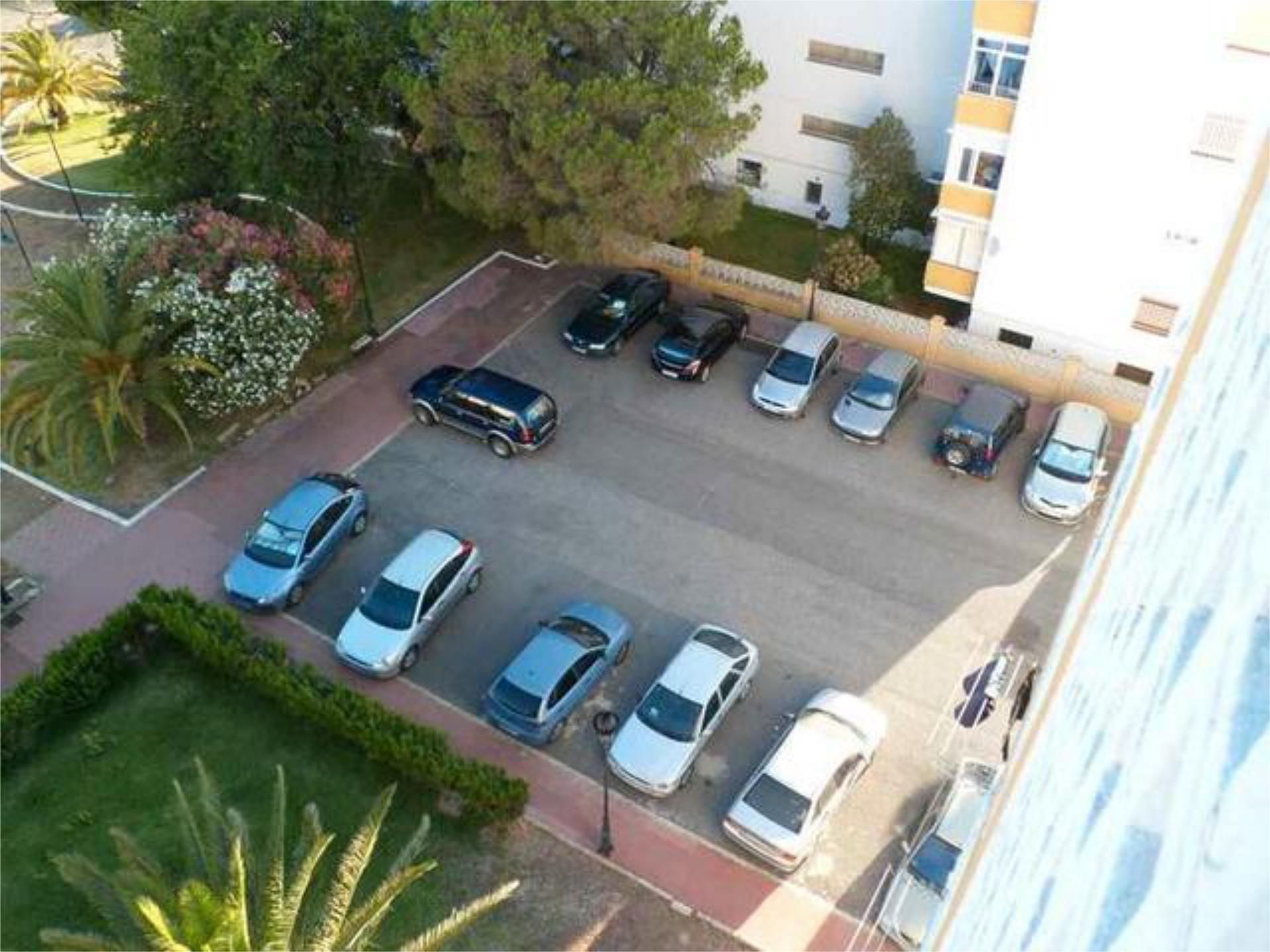 Aparcament de Apartament en venda en Almonte amb Piscina