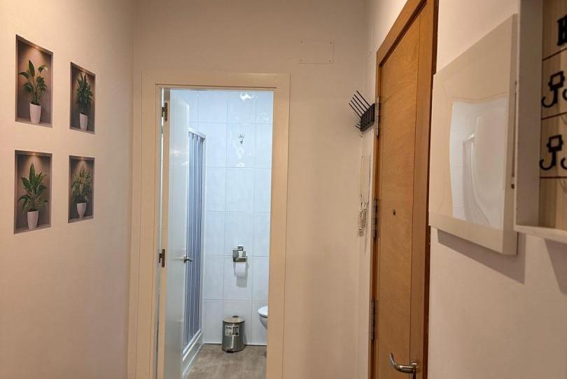 Pis de lloguer a Calle Iro, 27, Núcleo urbano, Cádiz - imatge 1 Foto 1 de Pis de lloguer a Calle Iro, 27, Núcleo urbano, Cádiz