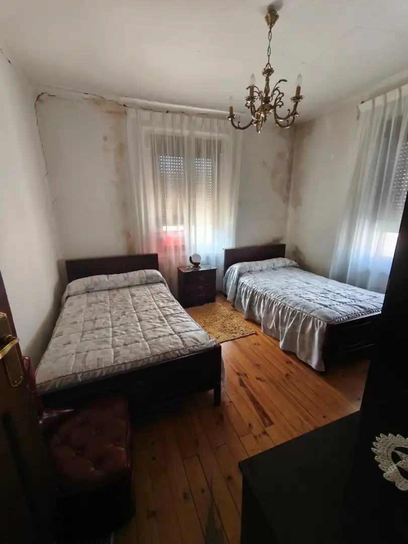 Casa o chalet en venta en Calle Marcelino Gonzalez, 50, Vegacervera Habitación de Casa o chalet en venta en Vegacervera