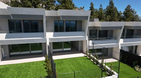 Foto 3 de Casa adosada en venda a Calle Guarás, 4, El Faro de Calaburra - Chaparral, Mijas