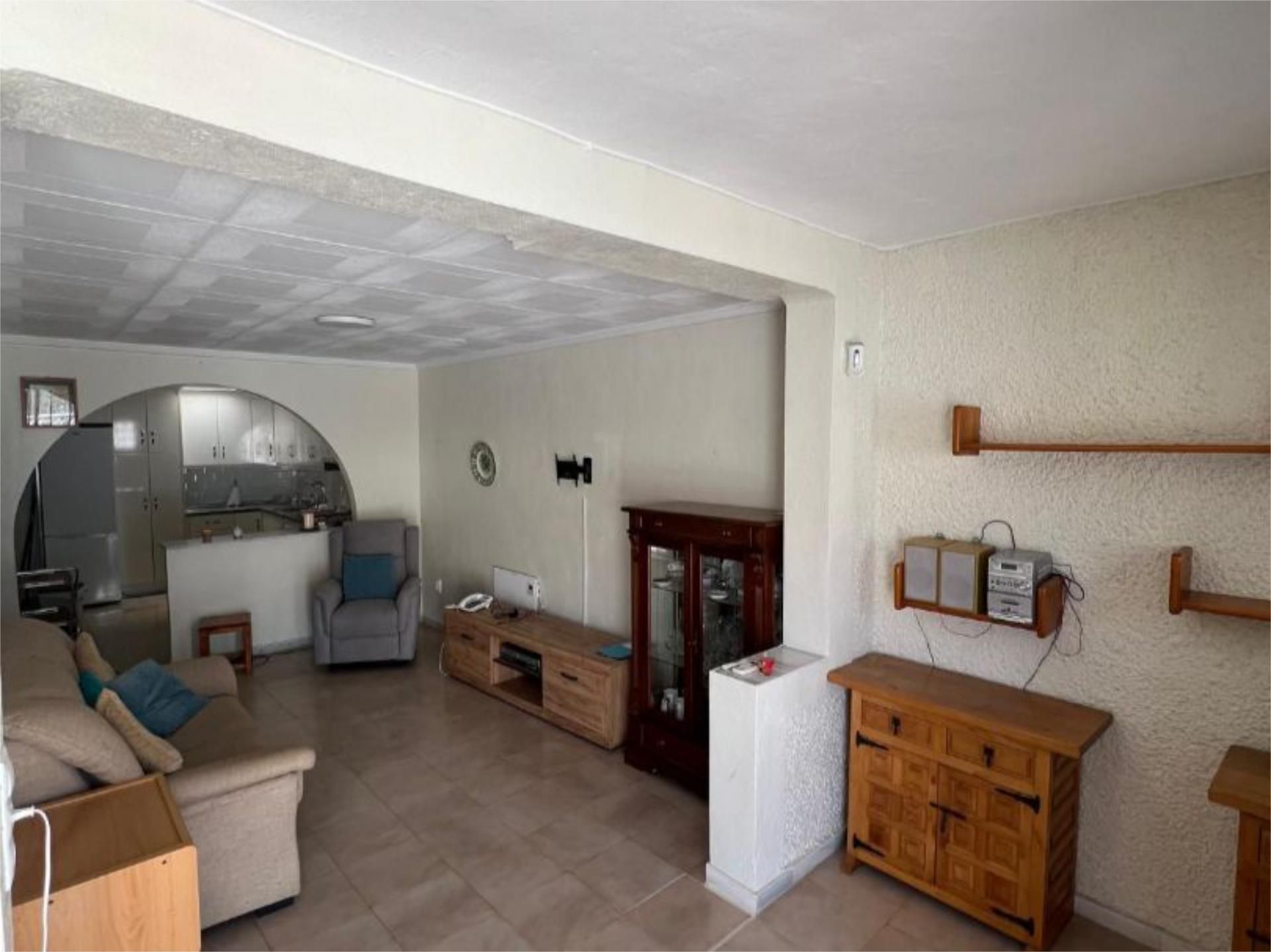 Planta baja for sale in Torrevieja  with Air Conditioner and Terrace