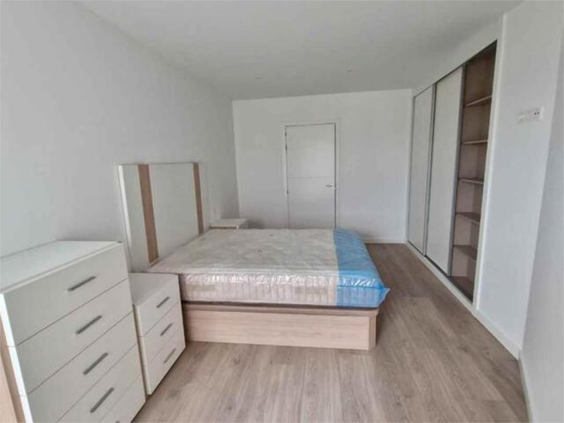 Bedroom of Flat to rent in Sarria