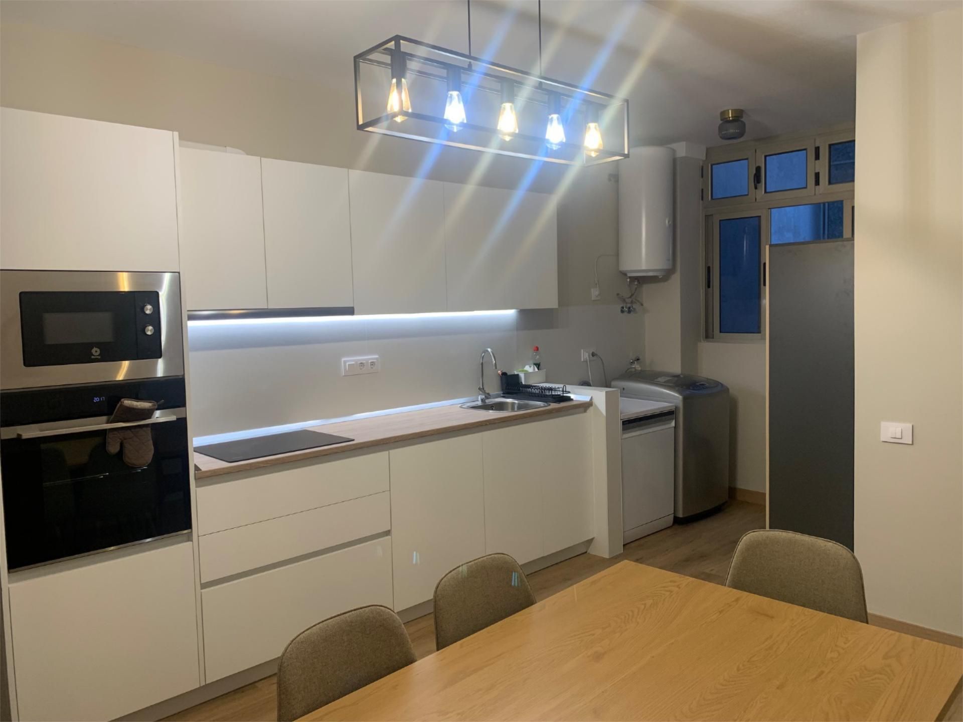Flat to share in Calle Jaime Balmes, 11, Arenales - Lugo - Avda. Marítima