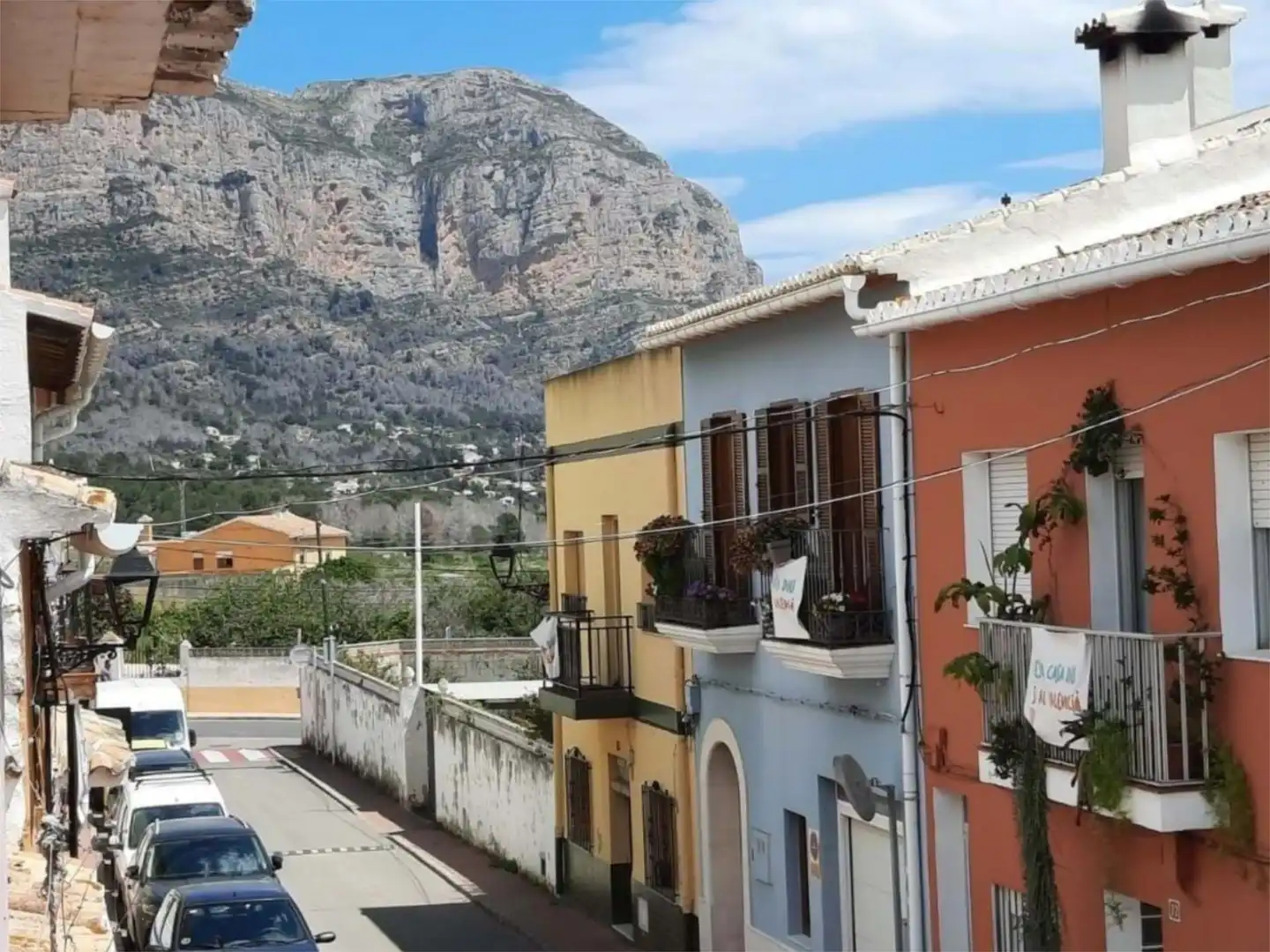 Casa adosada en venta en Carrer Pare Pere, 18, Jesús Pobre Vista exterior de Casa adosada en venta en Dénia con Terraza