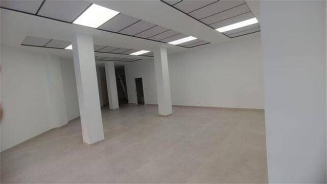 Local comercial en Alquiler en Santa María de Gracia