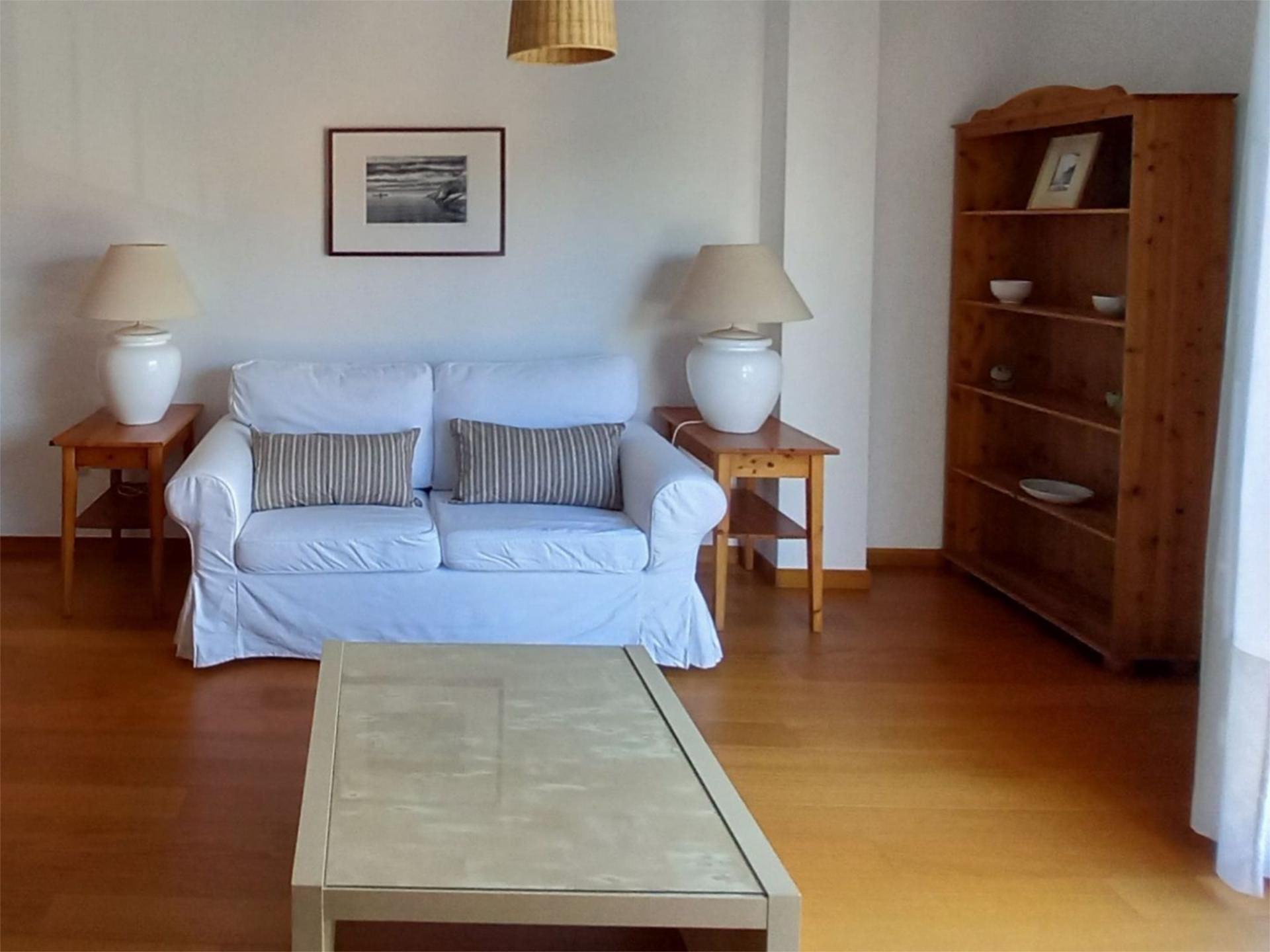 Living room of Flat to rent in Poio  with Heating, Parquet flooring and Furnished