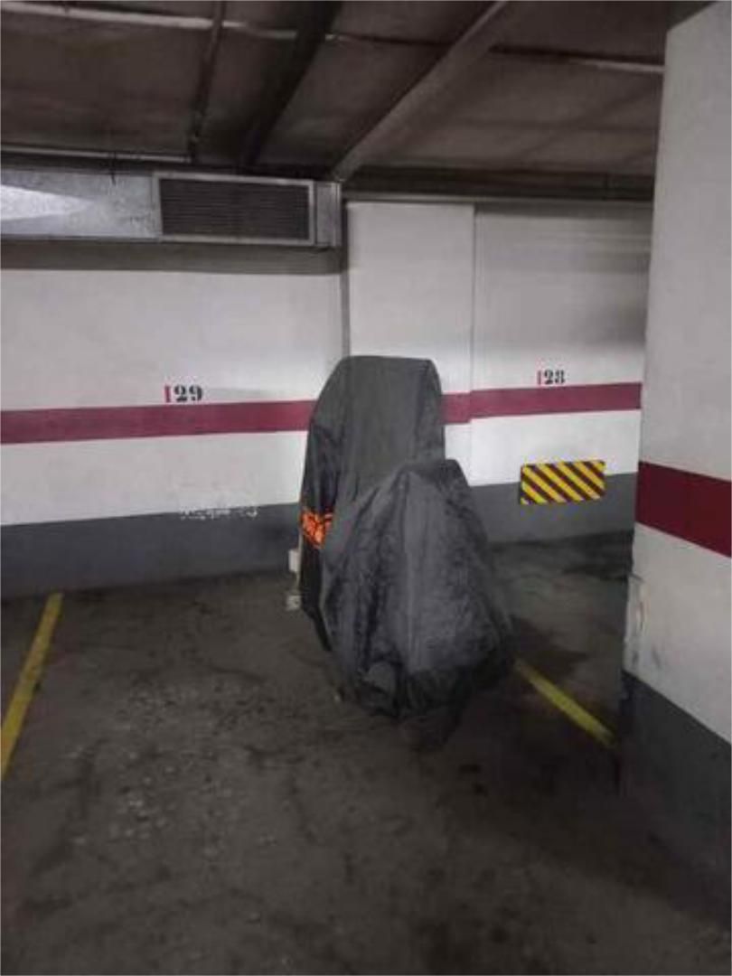 Aparcament de Garatge de lloguer en  Valencia Capital
