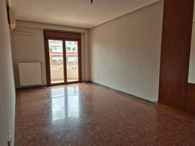 Piso en Alquiler en Avenida del Tenor Fleta, 61 en Parque Miraflores