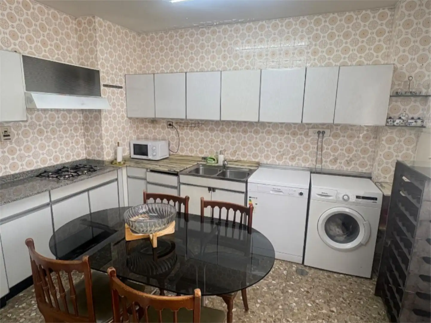 Flat for rent in Rúa de Montero Rios, 46, Ensanche - Sar Kitchen of Flat for rent in Santiago de Compostela with Heating, Parquet flooring and Terrace