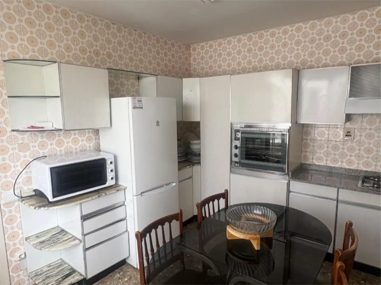 Flat for rent in Rúa de Montero Rios, 46, Ensanche - Sar Kitchen of Flat for rent in Santiago de Compostela with Heating, Parquet flooring and Terrace