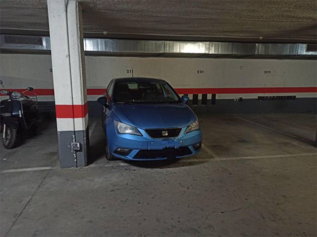 Garaje en Alquiler en Calle de Agustina de Aragón, 63 en Plaza de Toros