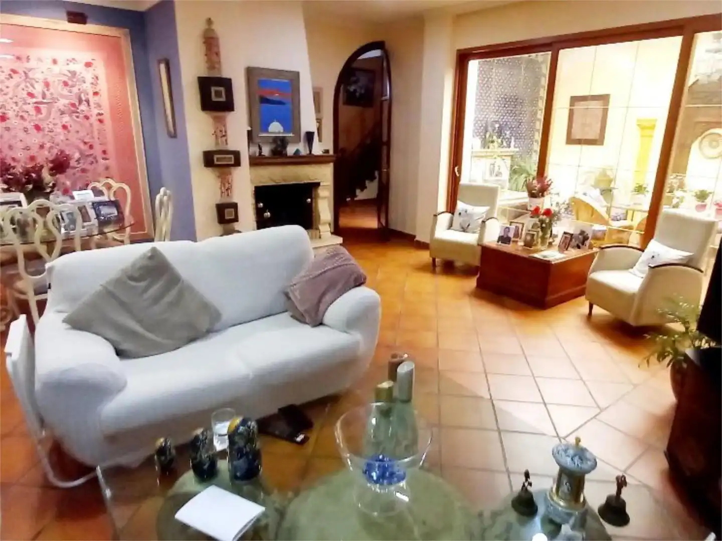 Houses for sale in Plaza de las Tendillas, 2, Zona Centro Living room of Houses for sale in Córdoba Capital with Air Conditioner and Terrace