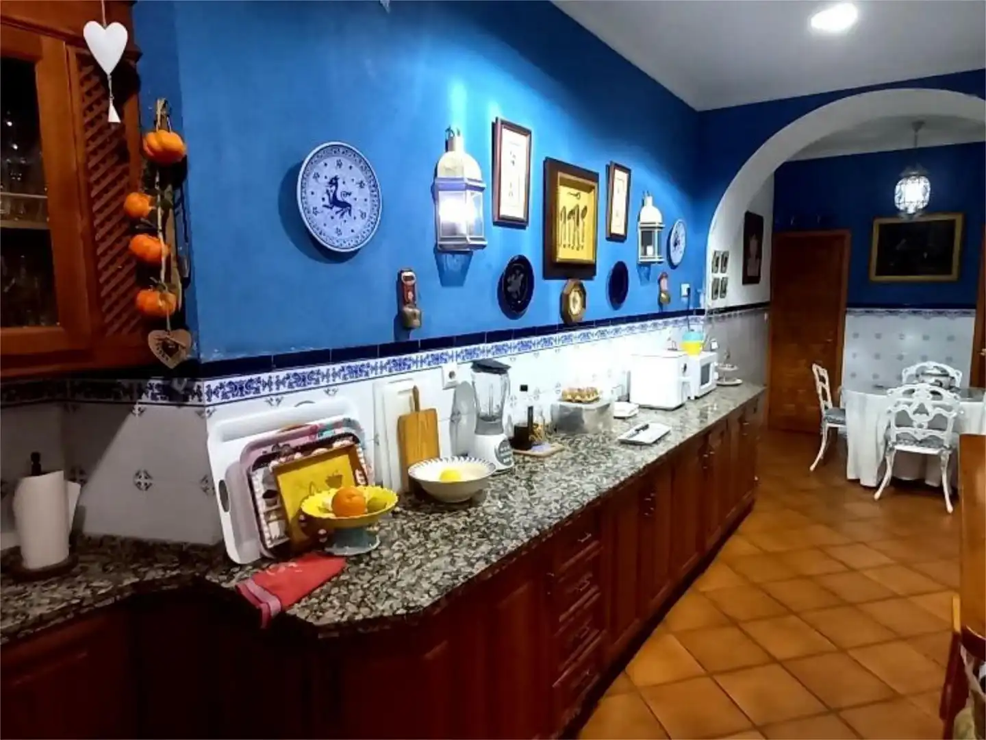 Houses for sale in Plaza de las Tendillas, 2, Zona Centro Kitchen of Houses for sale in Córdoba Capital with Air Conditioner and Terrace
