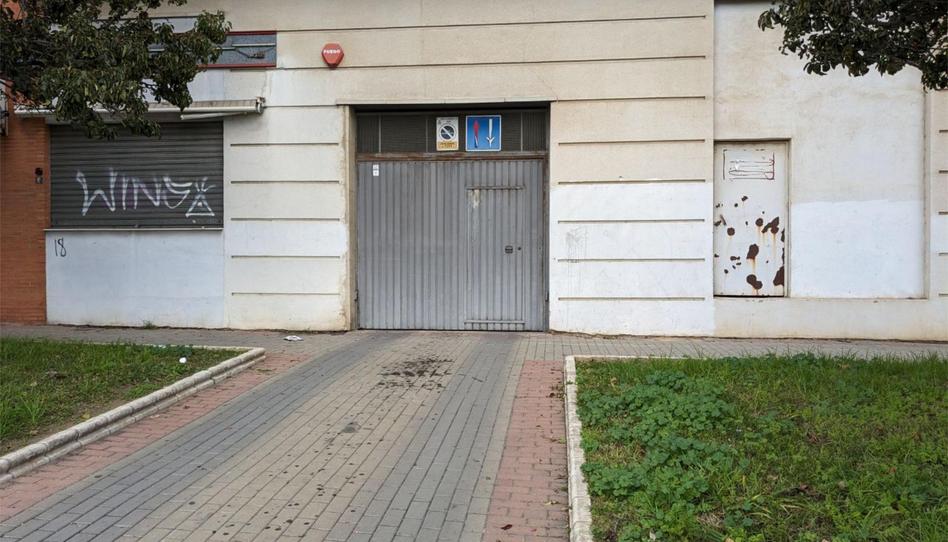 Foto 1 de Garaje de alquiler en Plaza de Castaño del Robledo, 1, La Hispanidad - Verdeluz, Huelva