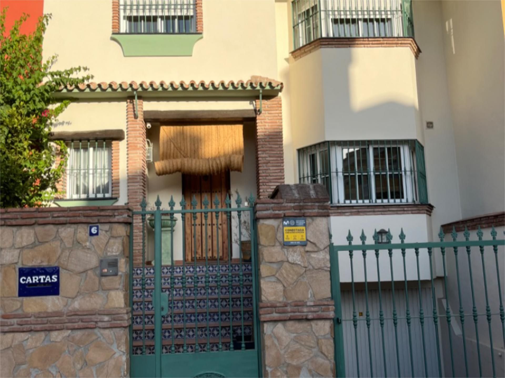 Exterior view of Single-family semi-detached for sale in Fuengirola  with Air Conditioner, Heating and Parquet flooring