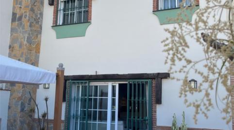 Casa adosada en venda a Avenida de Los Boliches, 78, Playa de los Boliches, Málaga - imatge 2 Foto 2 de Casa adosada en venda a Avenida de Los Boliches, 78, Playa de los Boliches, Málaga