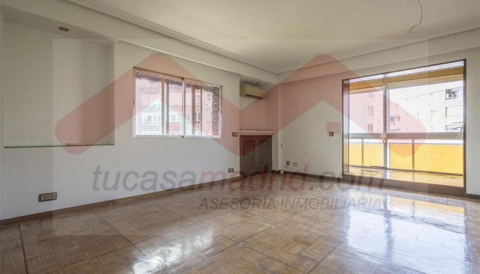 Foto 1 de Piso en venta en Calle del Príncipe de Vergara, 126, Ciudad Jardín, Madrid