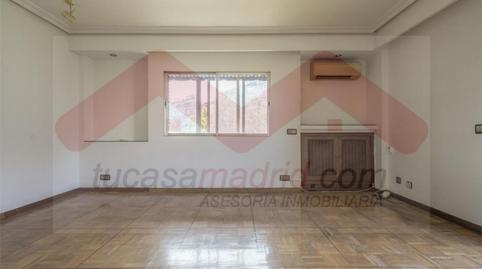 Foto 3 de Piso en venta en Calle del Príncipe de Vergara, 126, Ciudad Jardín, Madrid