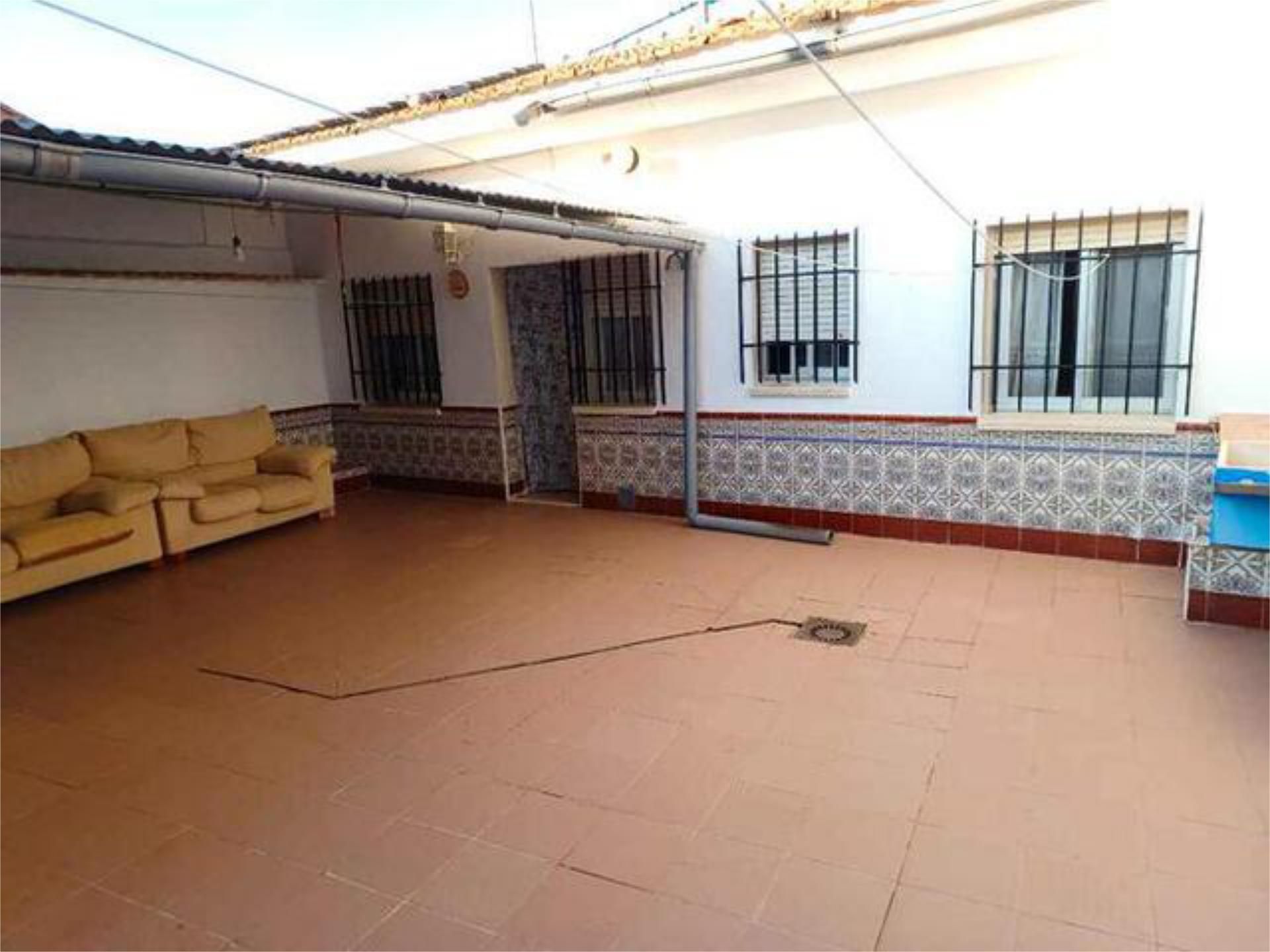 House or chalet to rent in El Robledo
