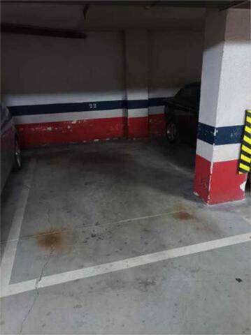 Garaje en Alquiler en Mendebaldea - Ermitagaña