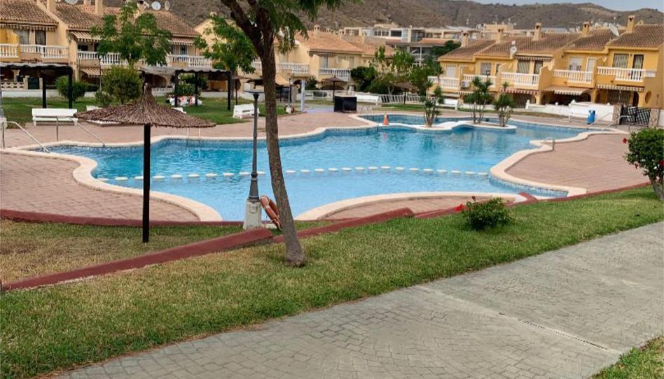 Casa adosada per a compartir a Carrer D'oriola, 2, Pueblo Acantilado - Lanuza, Alicante - imatge 1 Foto 1 de Casa adosada per a compartir a Carrer D'oriola, 2, Pueblo Acantilado - Lanuza, Alicante