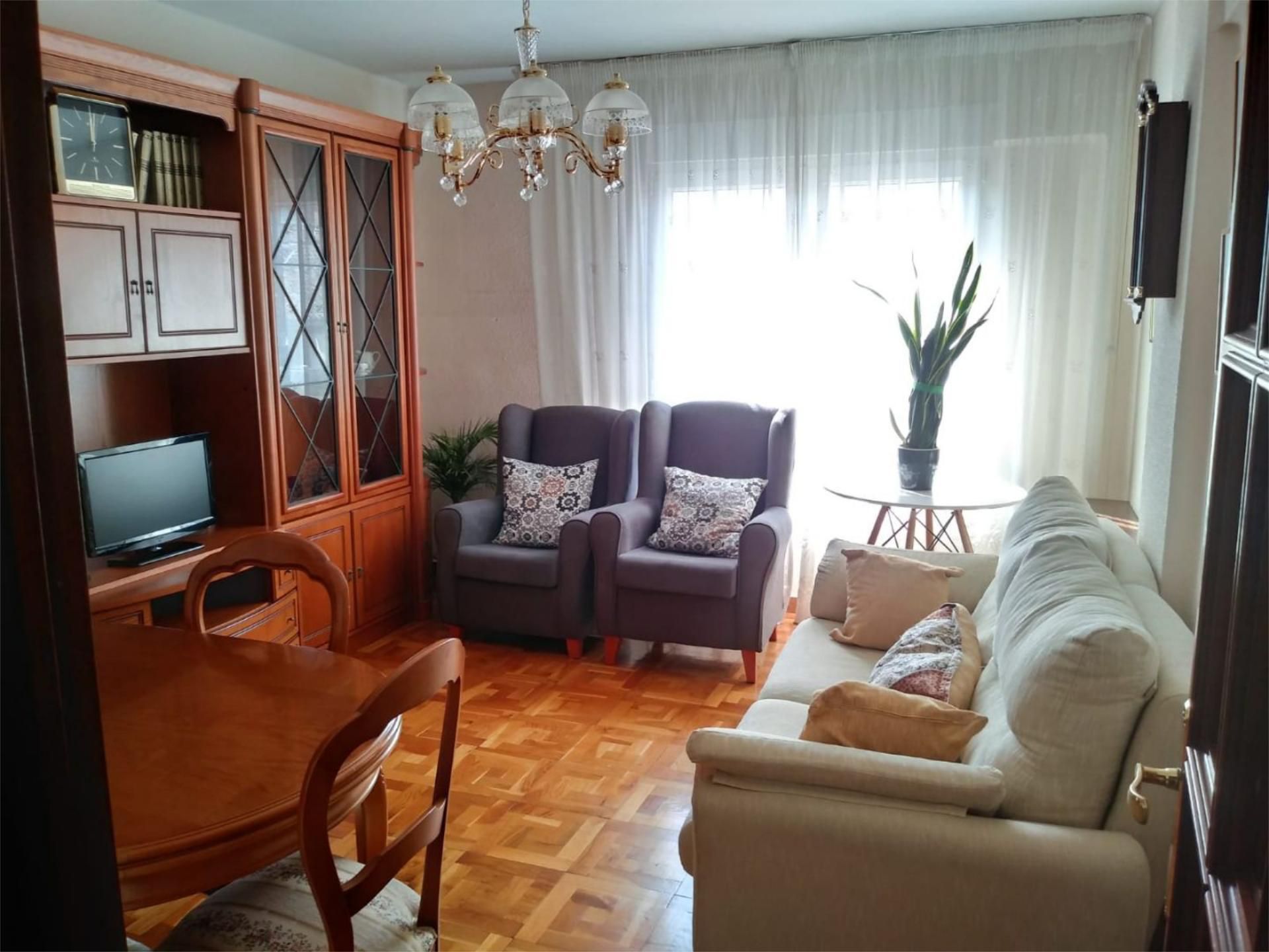 Living room of Flat to rent in Burgos Capital  with Terrace