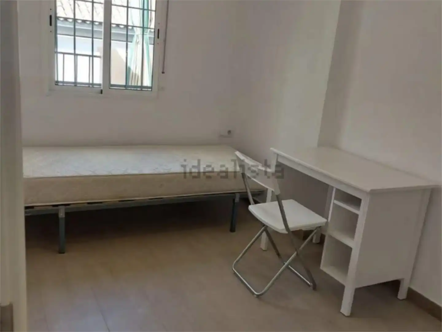 Dormitori de Apartament de lloguer en Sevilla amb Aire condicionat, Calefacció i Terrassa