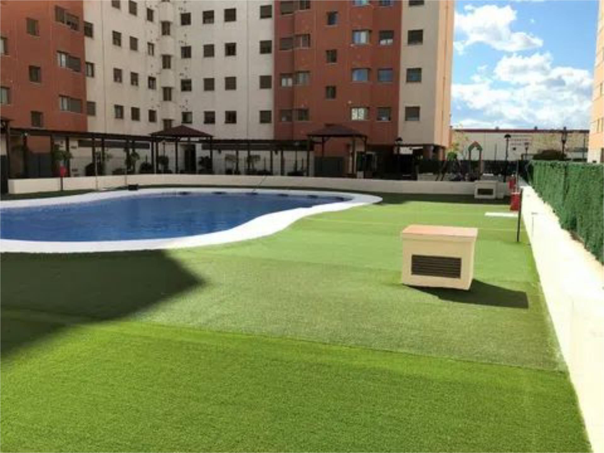 Piscina de Pis de lloguer en Málaga Capital amb Aire condicionat, Calefacció i Jardí privat