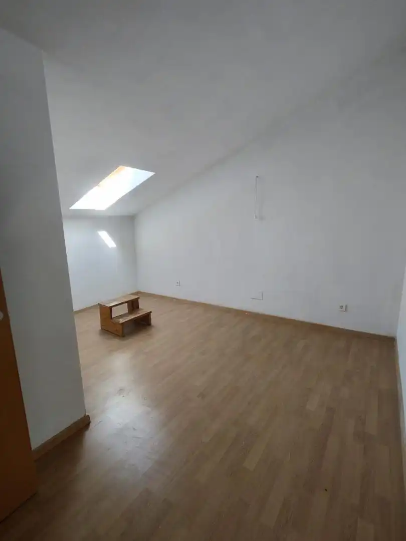 Wohnung zum Verkauf in Añón de Moncayo mit Abstellraum und Gemeinschaftsparkplatz