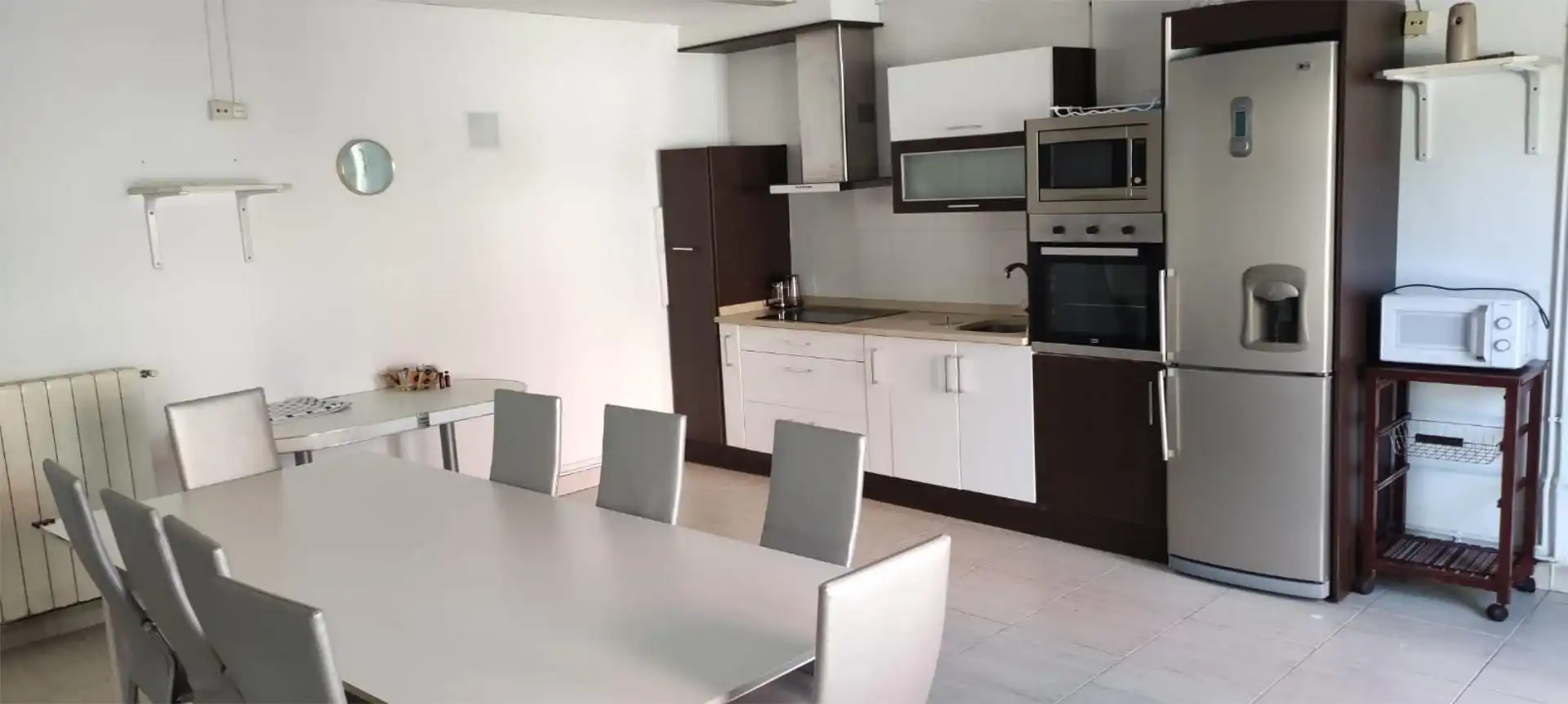 Houses for sale in Calle Bajada del Caleruco, 50, Los Castros Kitchen of Houses for sale in Santander with Terrace