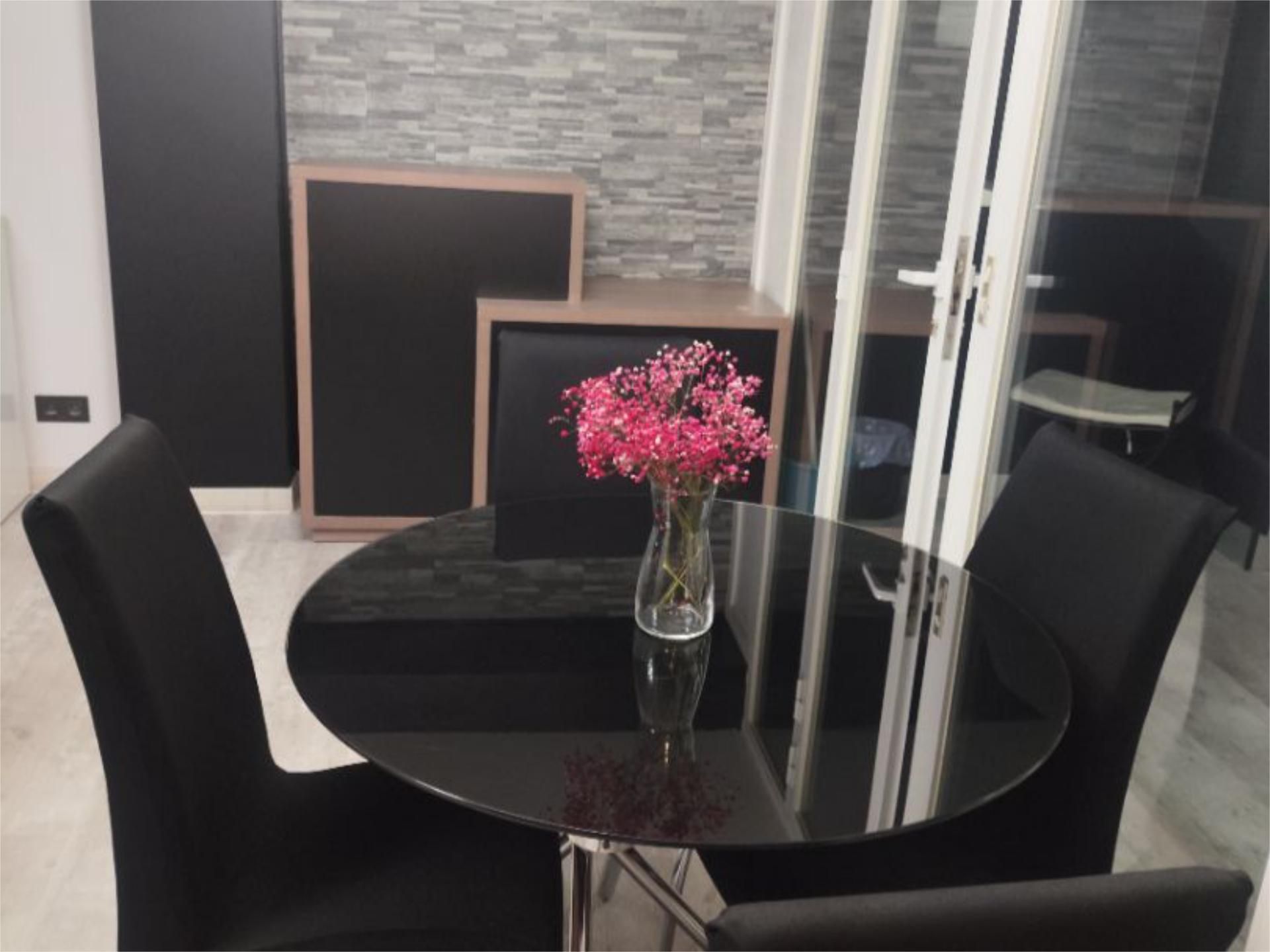 Flat for sale in Carrer Comerç, 2, Rambla Ferran Dining room of Flat for sale in Lleida Capital with Air Conditioner, Parquet flooring and Furnished