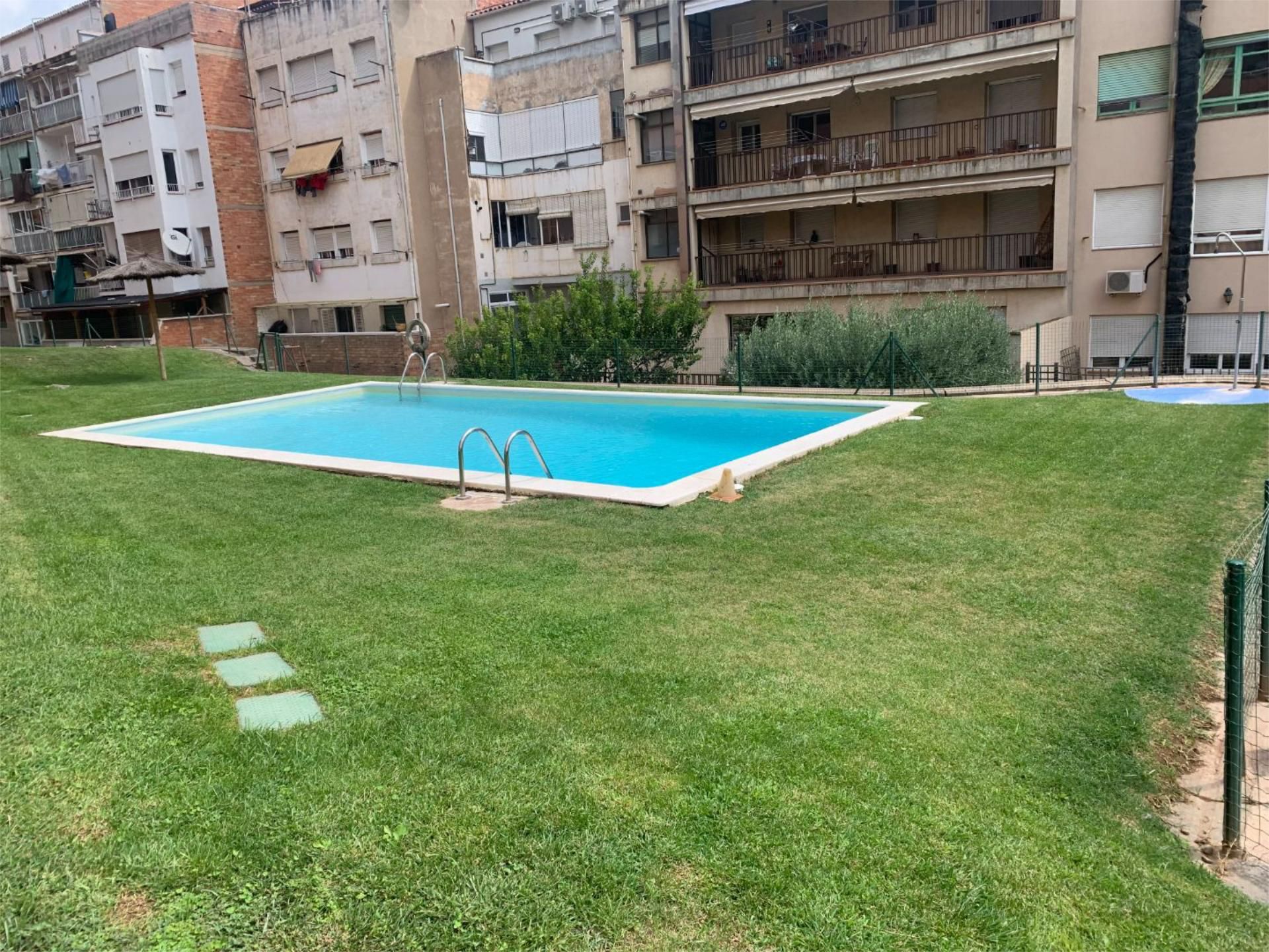 Swimming pool of Flat for sale in Manresa  with Heating, Terrace and Storage room
