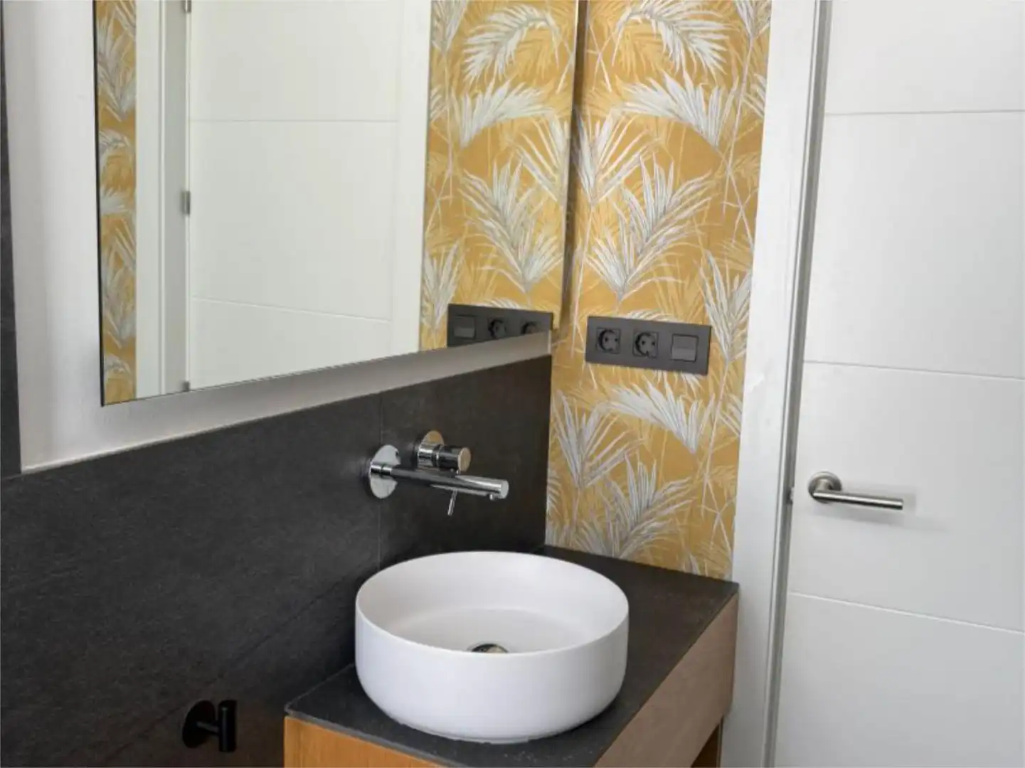 Piso en venta en La Tahona, 1, Zahara Pueblo Baño de Piso en venta en Zahara de los Atunes con Aire acondicionado, Calefacción y Terraza