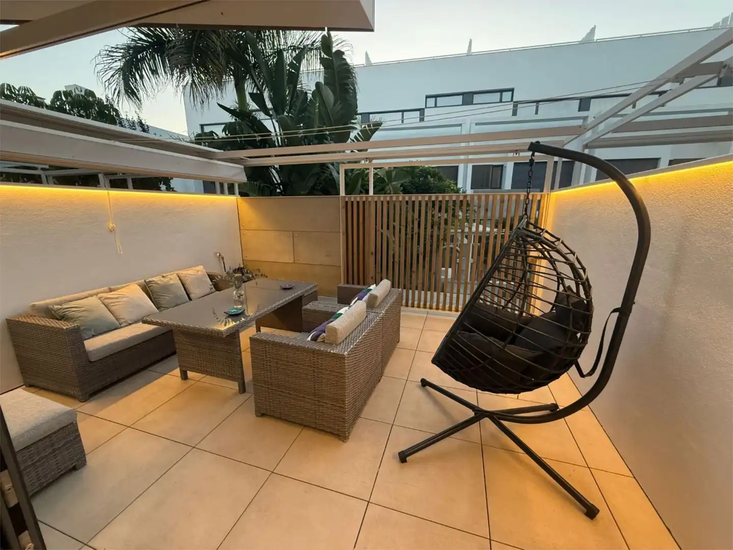 Piso en venta en La Tahona, 1, Zahara Pueblo Terraza de Piso en venta en Zahara de los Atunes con Aire acondicionado, Calefacción y Terraza