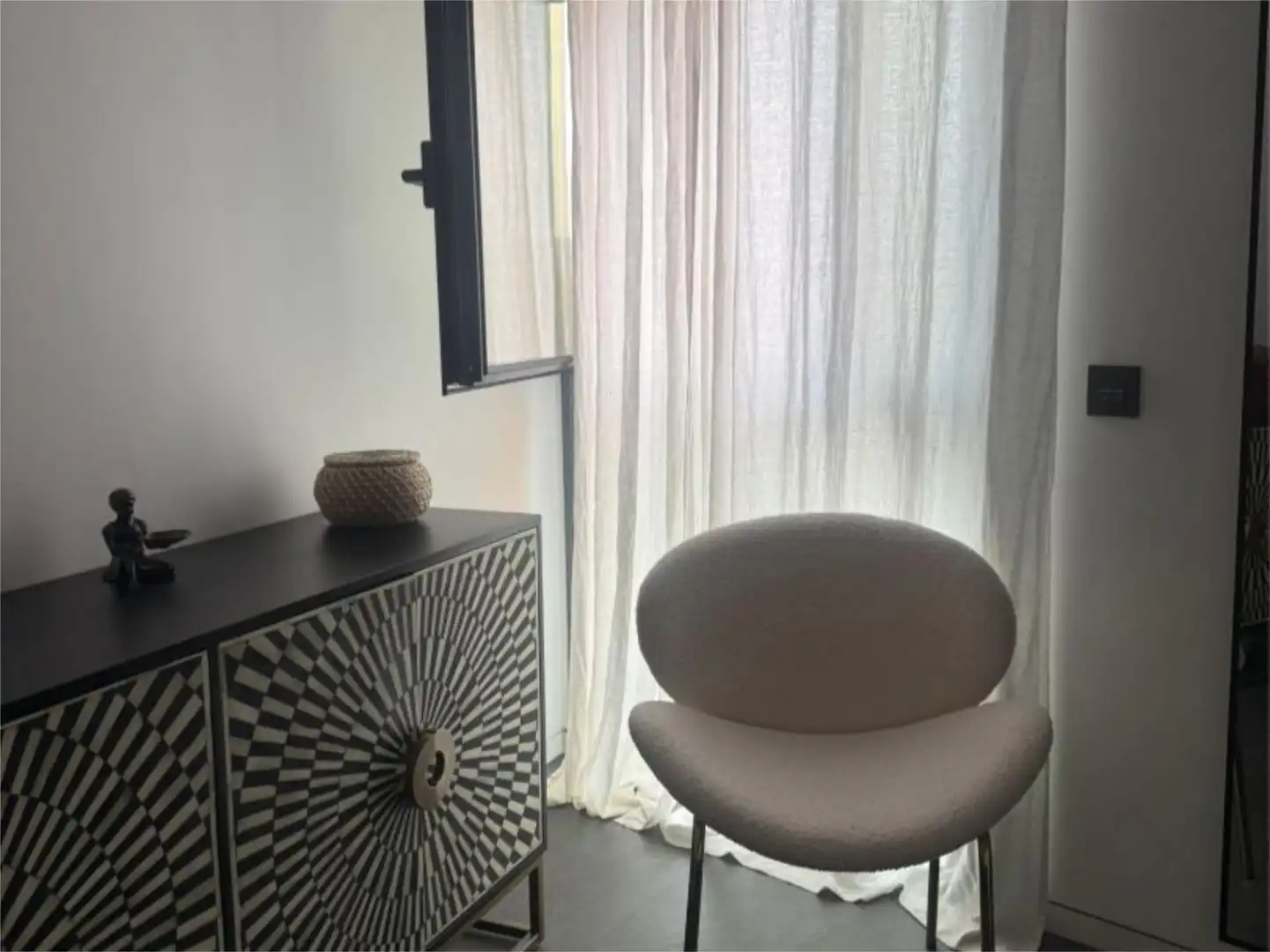 Piso en venta en La Tahona, 1, Zahara Pueblo Sala de estar de Piso en venta en Zahara de los Atunes con Aire acondicionado, Calefacción y Terraza