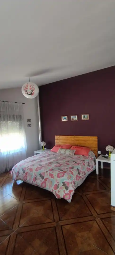 Habitación de Piso en venta en Arandilla con Calefacción, Amueblado y Microondas