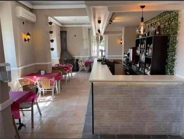 Local comercial en Alquiler en Solana de los Barros